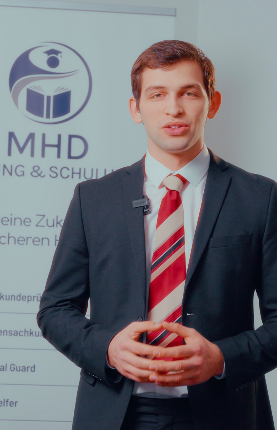 MHD Reel 03 · Waffensachkunde §7 Poster